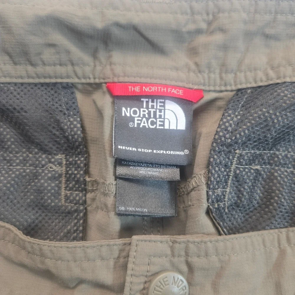 The North Face Mens Brown Nylon Hiking Cargo Shorts Sz 40 Utility Trail‎ Outdoor